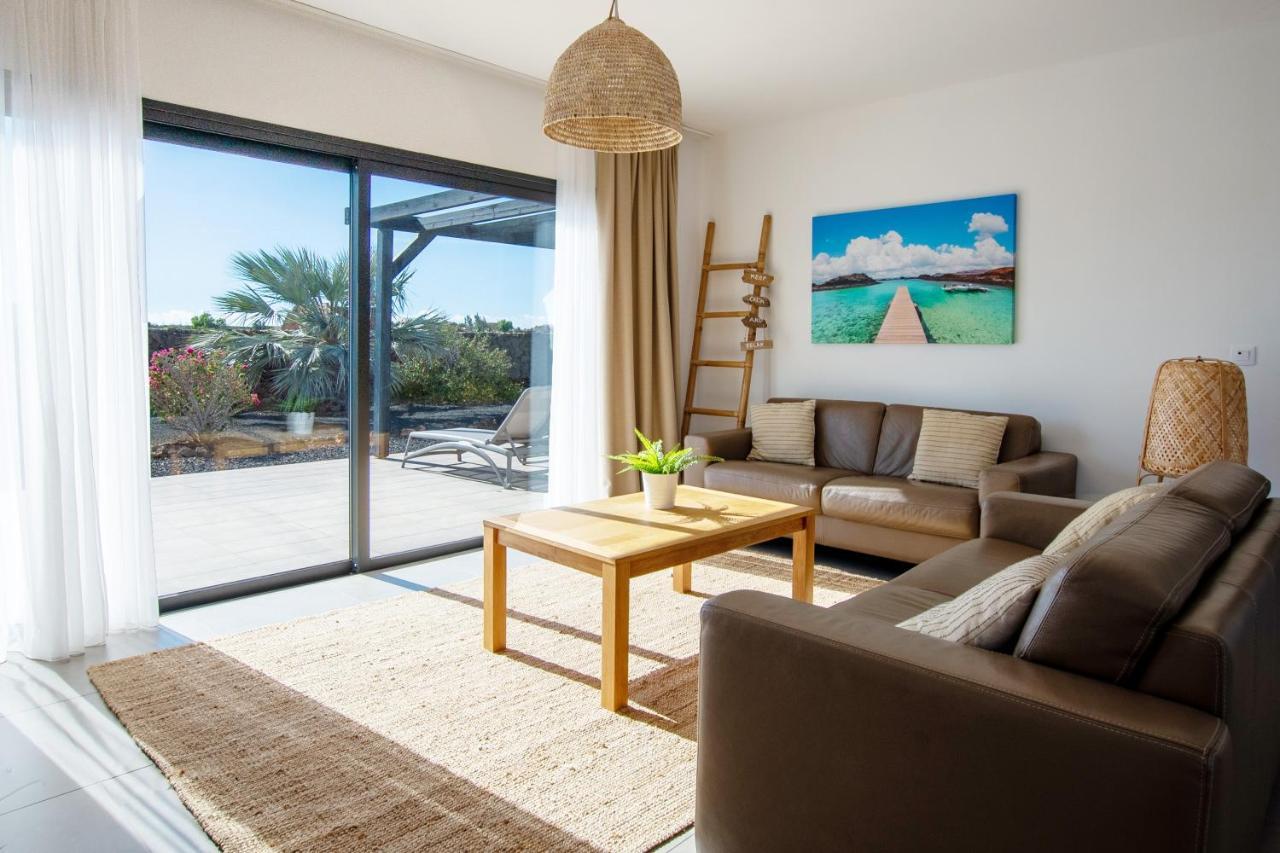 Heated & Shared Pool Villa Matriana 36A, North Shore Villas 拉哈雷斯 外观 照片